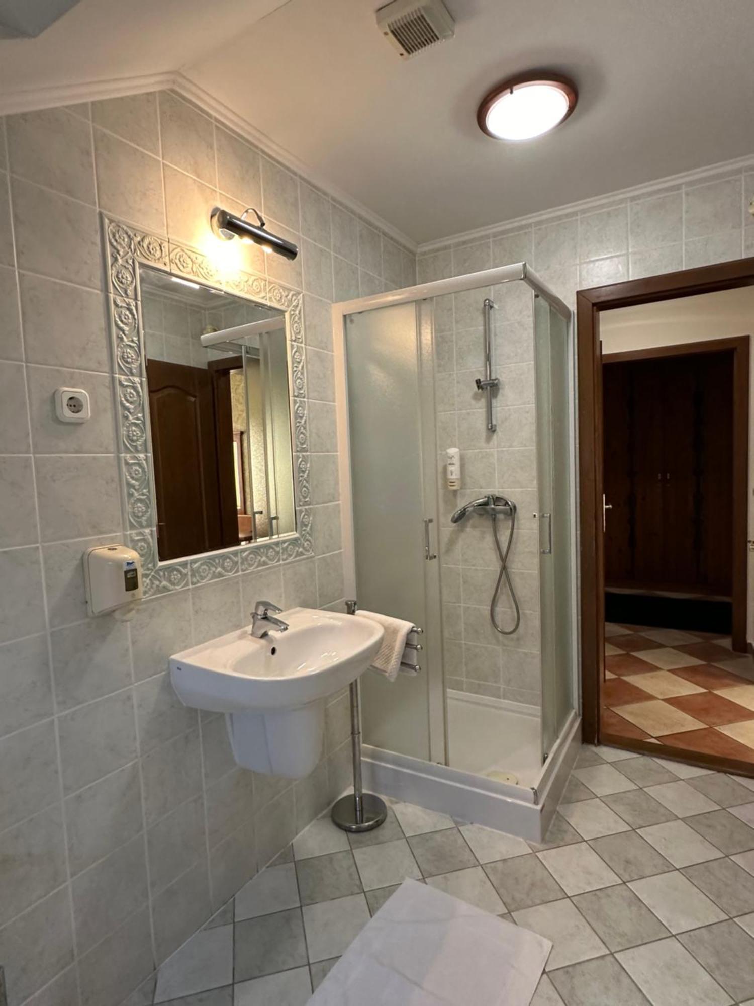 Bed and Breakfast Kigyosi Csarda & Panzio à Fulopszallas Extérieur photo