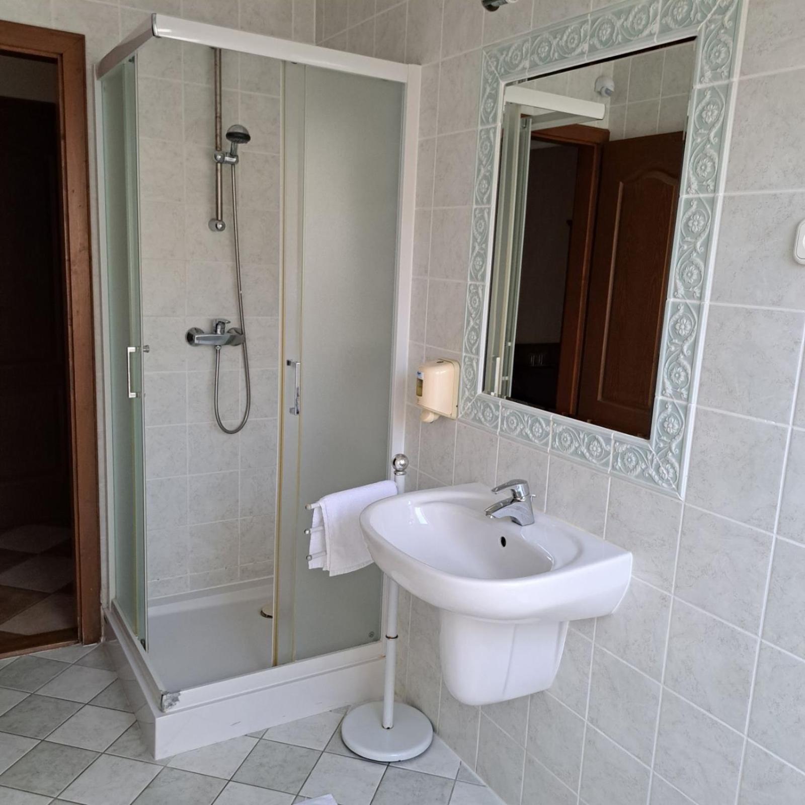 Bed and Breakfast Kigyosi Csarda & Panzio à Fulopszallas Extérieur photo