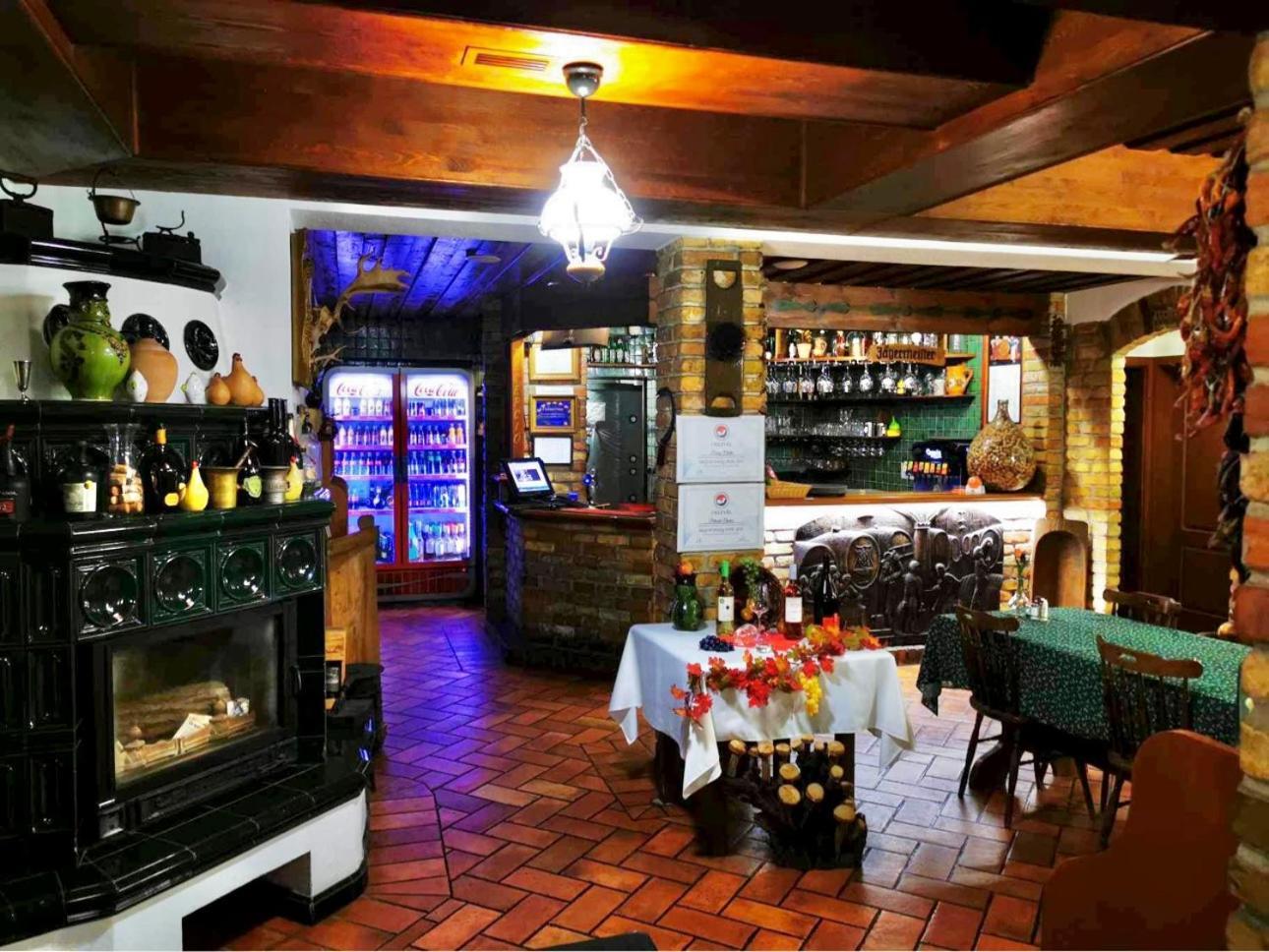 Bed and Breakfast Kigyosi Csarda & Panzio à Fulopszallas Extérieur photo